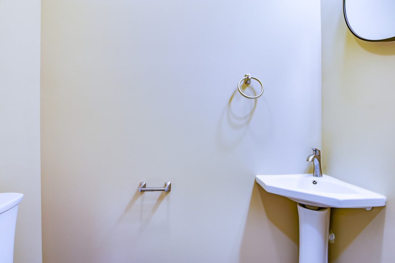 4448 Evanston Ave #2 - Photo 4 of 10