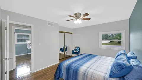 8726 Lakewood Ave #1 - Photo 5 of 38