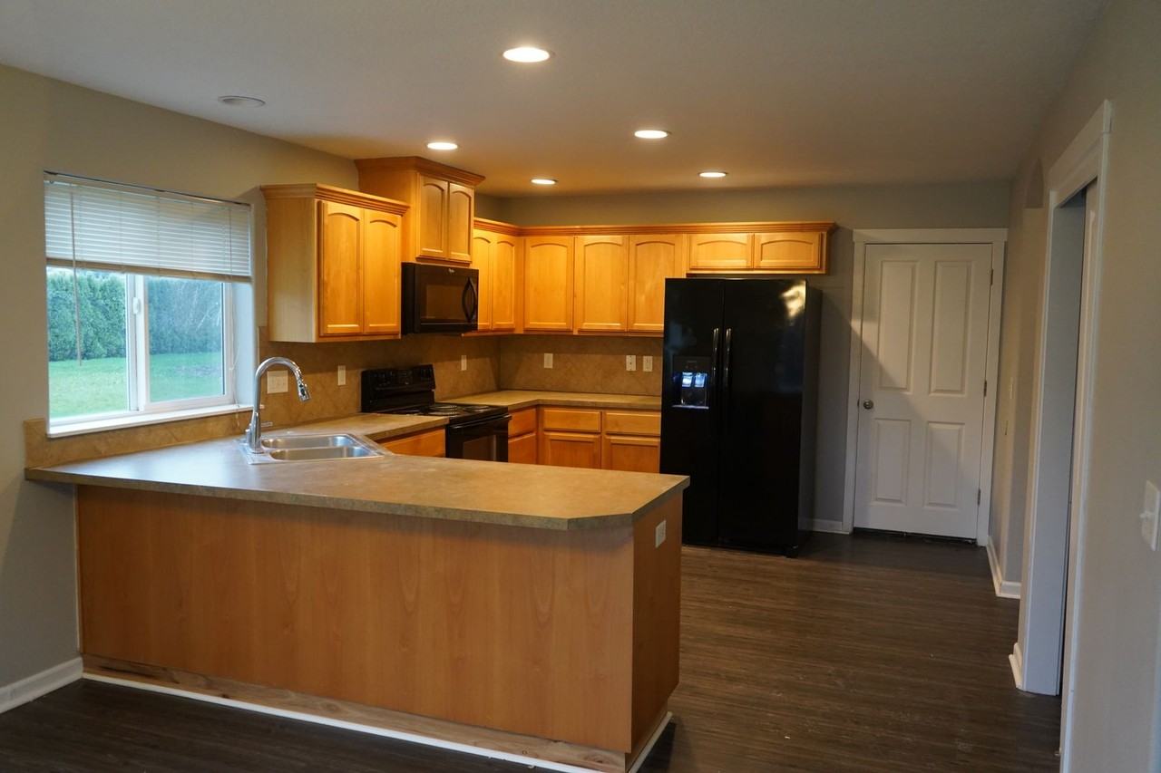 4316 Ne 58th Cir - Photo 4 of 11