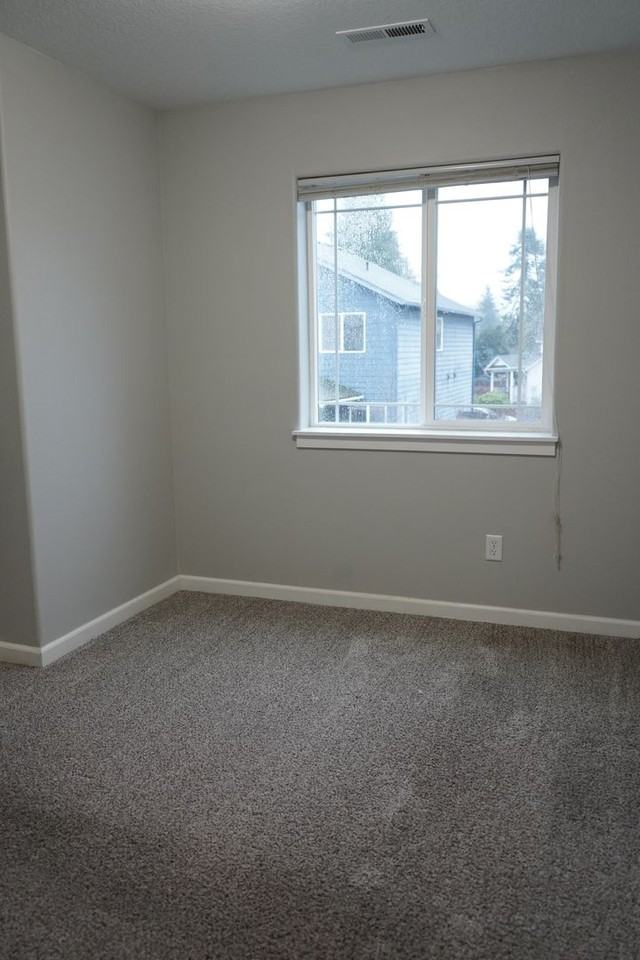 4316 Ne 58th Cir - Photo 7 of 11