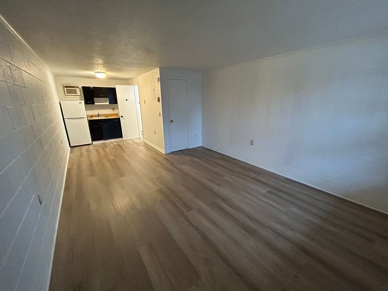 Grandview Apartments - Photo 3 of 8