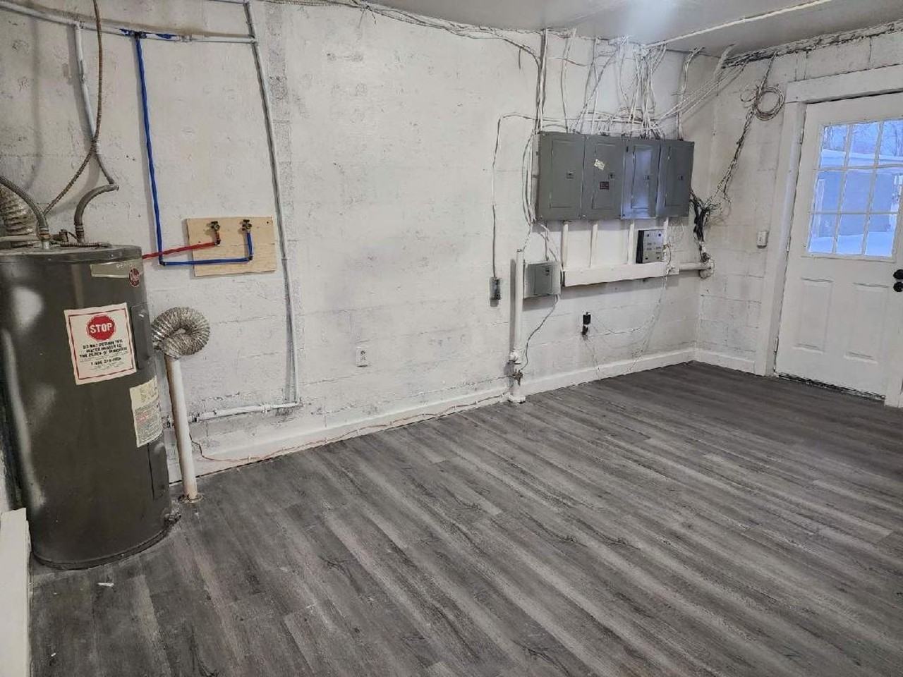 5582 S Oceana Dr - Photo 6 of 13