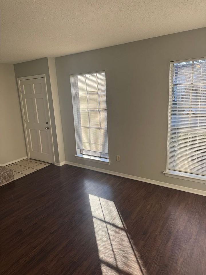 3772 Hyacinth Dr - Photo 5 of 24