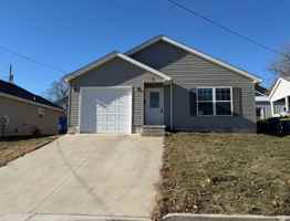 featured image of Adelle Pl