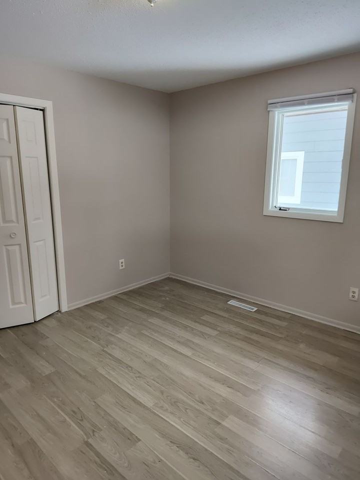 3767 Highland Ave - Photo 7 of 9