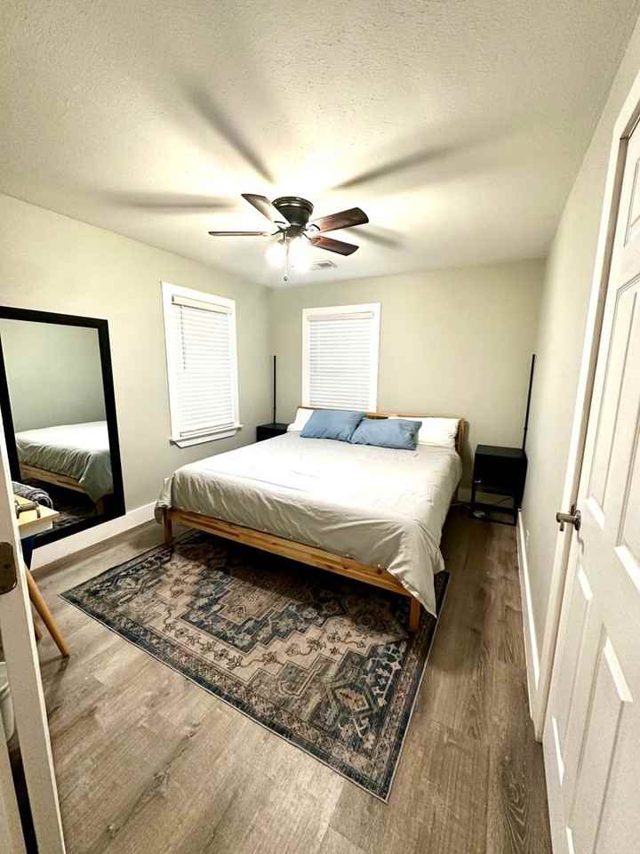 920 N 6th St - Photo 5 of 10