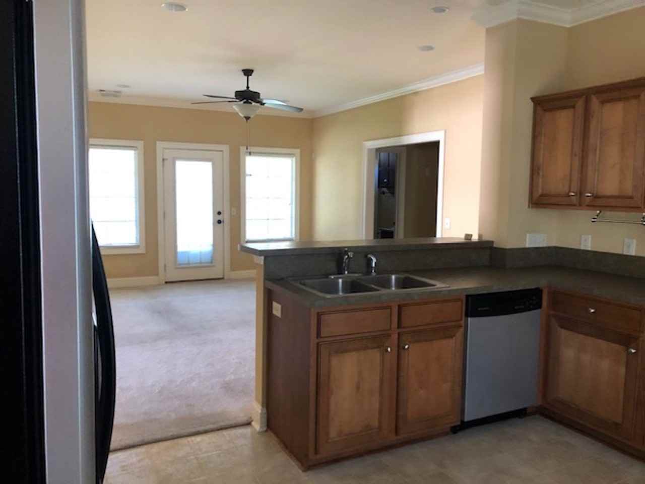 237 Dogwood Cir - Photo 6 of 25