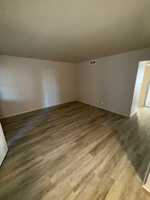 featured image of 700 Chateau Dr