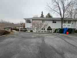 featured image of 1422 1422 - 1426 E Poplar