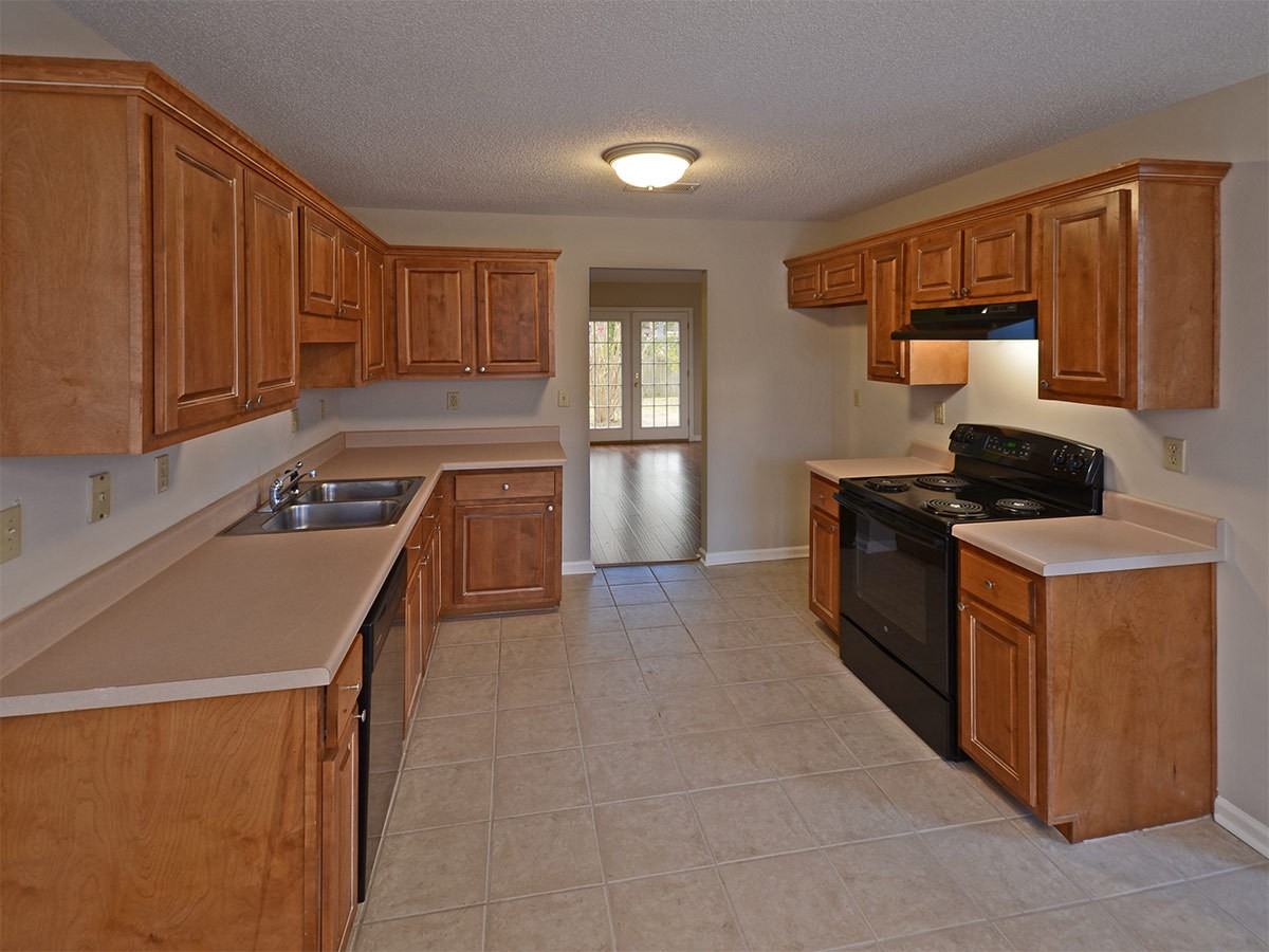 10229 Green Moss Cv - Photo 3 of 15