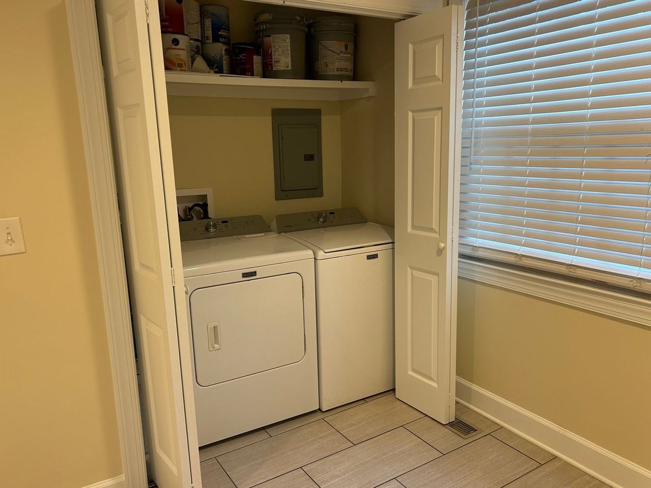 1110 Inglewood Dr - Photo 6 of 14