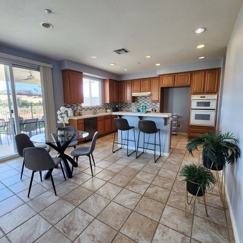 2654 Ranchwood Dr - Photo 3 of 24