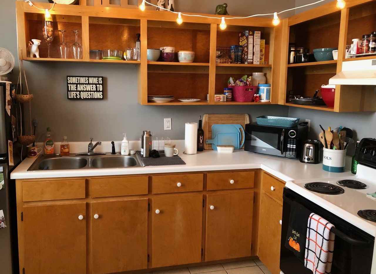 208 N Three Notch St - Photo 3 of 4