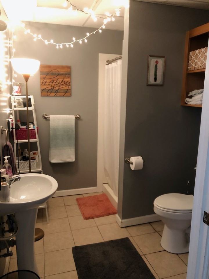 208 N Three Notch St - Photo 2 of 4