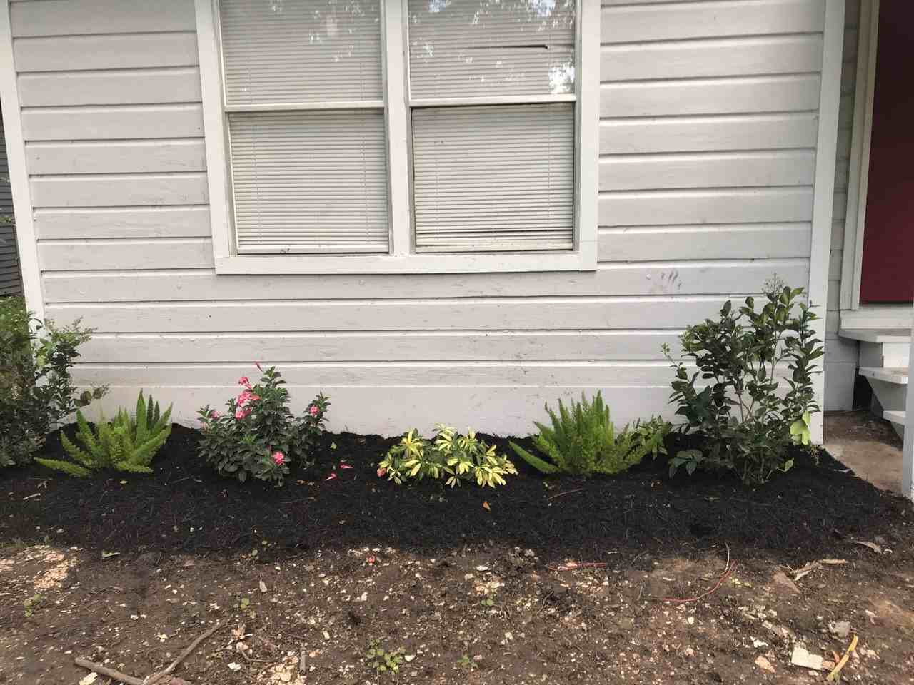 131 Frontier Ln - Photo 2 of 21