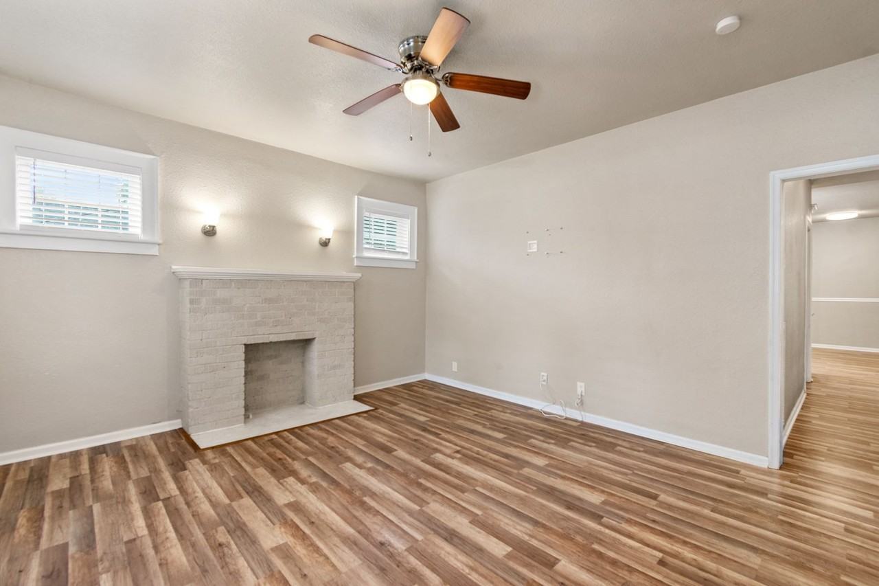 3106 Peronne Ave - Photo 6 of 35