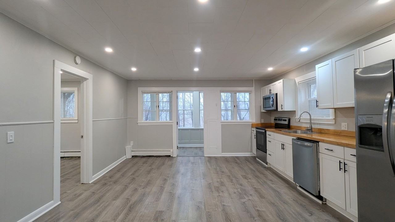 10 Crosby Street Pl - Photo 2 of 14