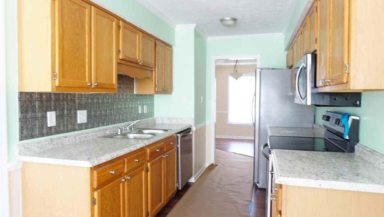 10167 Rockfish Rd - Photo 3 of 21