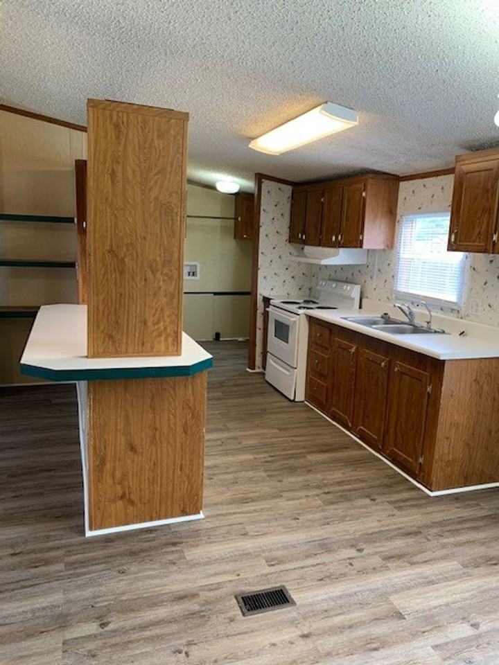 5115 Walnut St - Photo 5 of 14