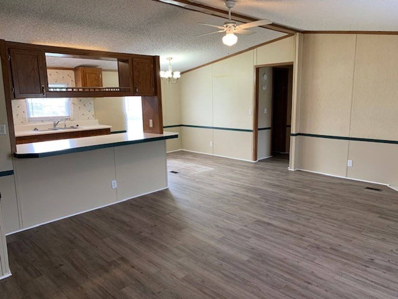 5115 Walnut St - Photo 7 of 14