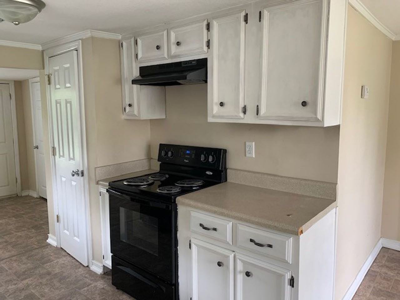 4034 Old Pine Rd - Photo 2 of 3