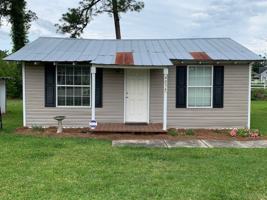 featured image of 4034 Old Pine Rd