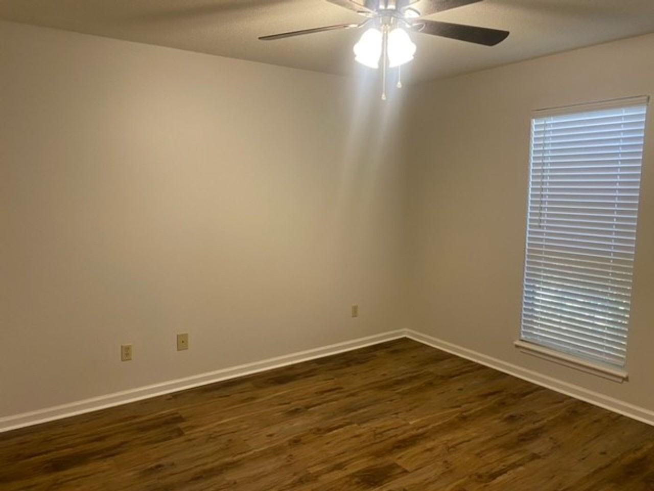 4200 Big Oak Cir - Photo 5 of 12