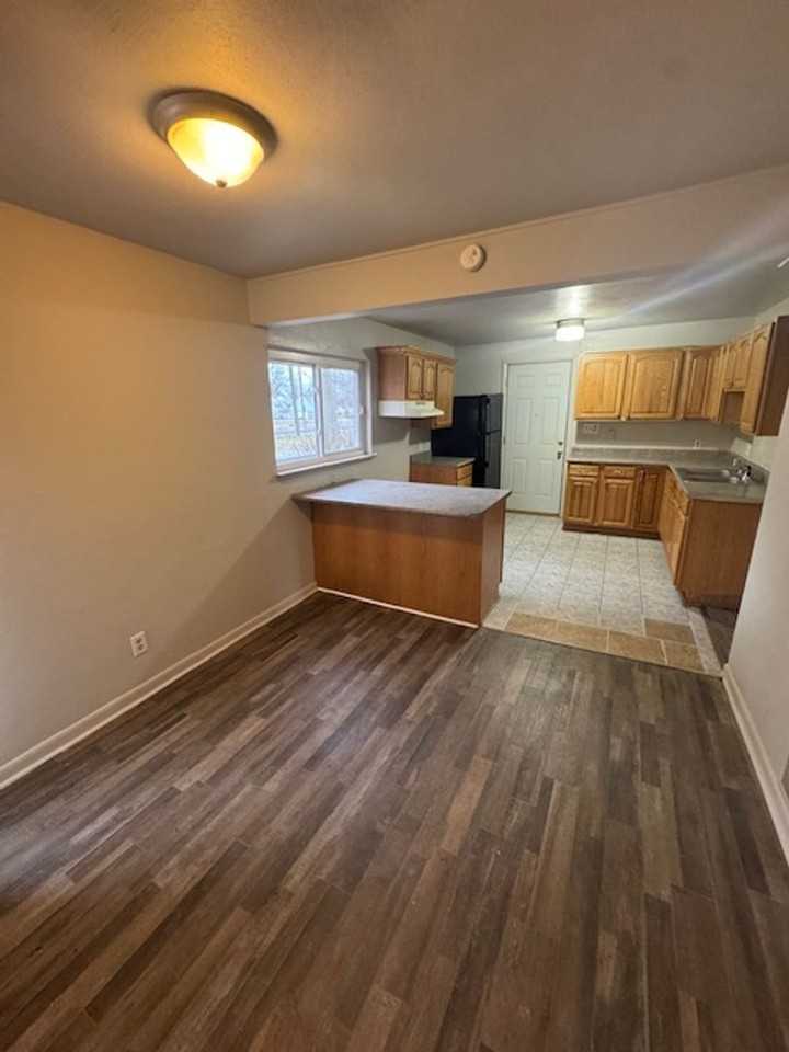 3519 Abbott St - Photo 2 of 9