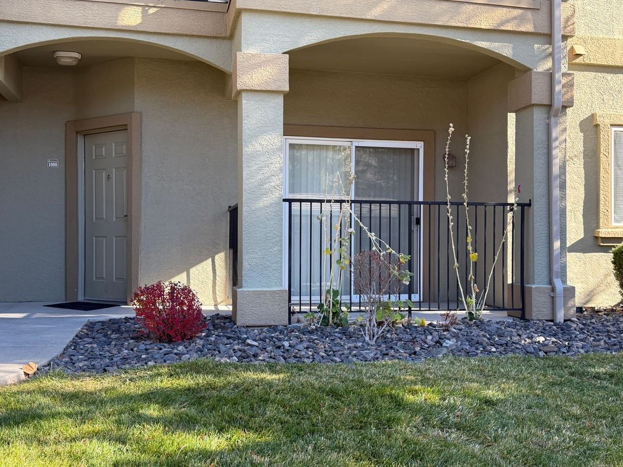 6850 Sharlands Ave - Photo 2 of 20