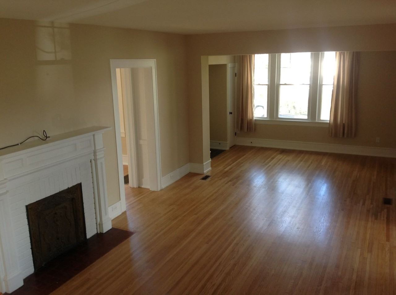 1335 Whitethorn St - Photo 6 of 9