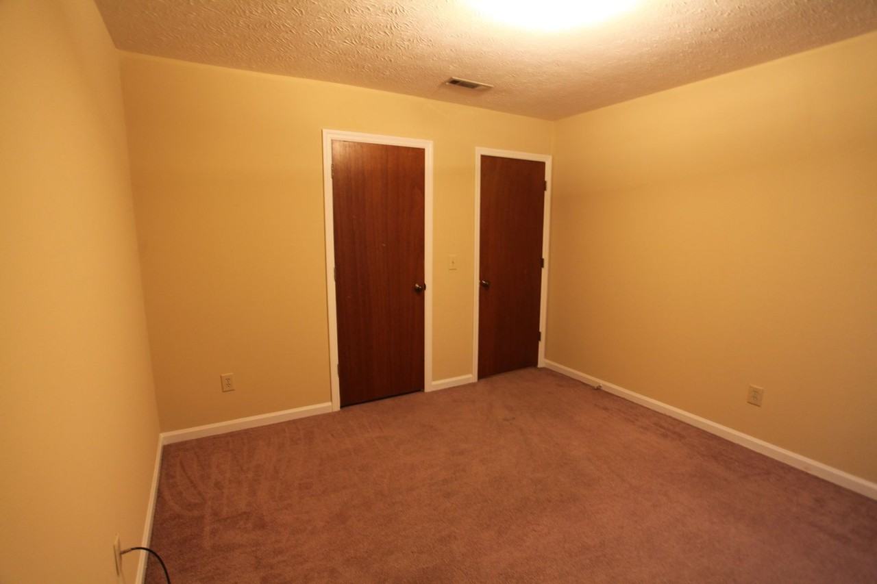 1521 Fitzpatrick Ave #B - Photo 7 of 8