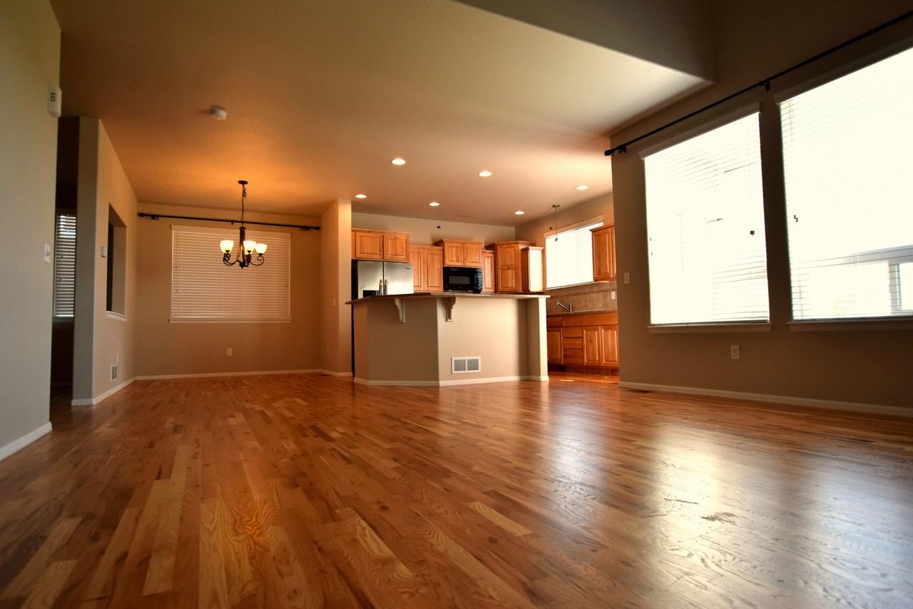 2838 Denver Dr - Photo 3 of 26