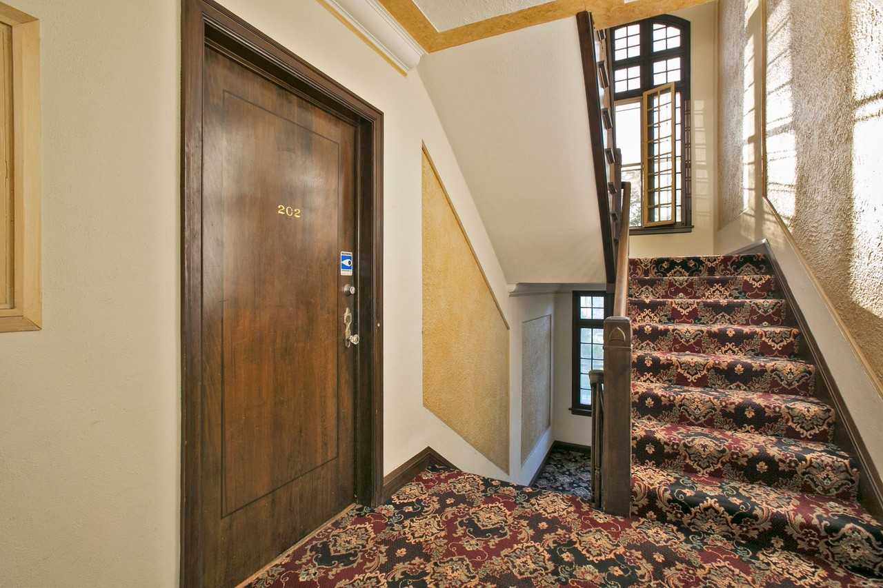 2120 Aldrich Ave S - Photo 2 of 6