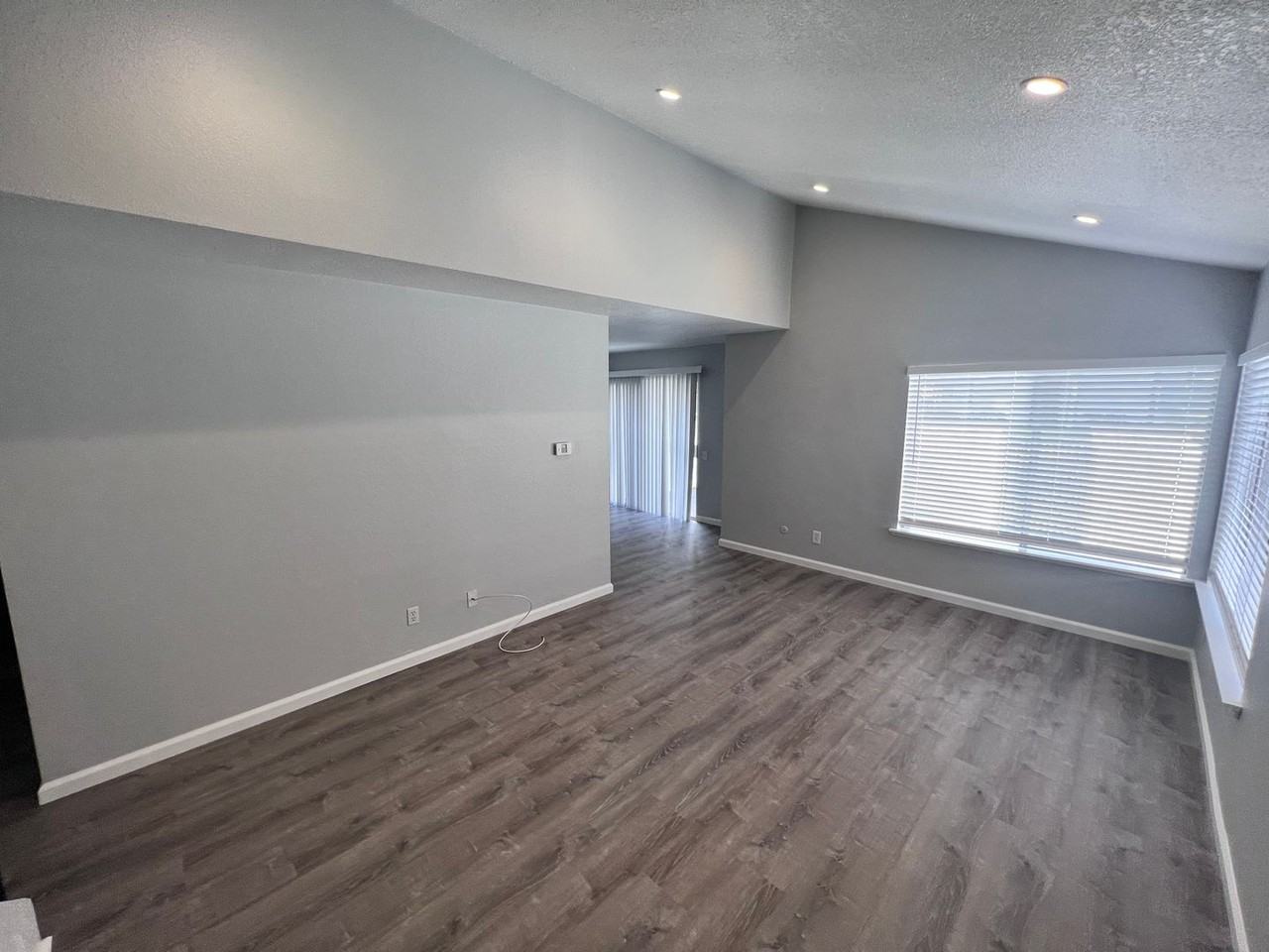 24710 Sand Wedge Ln - Photo 3 of 18