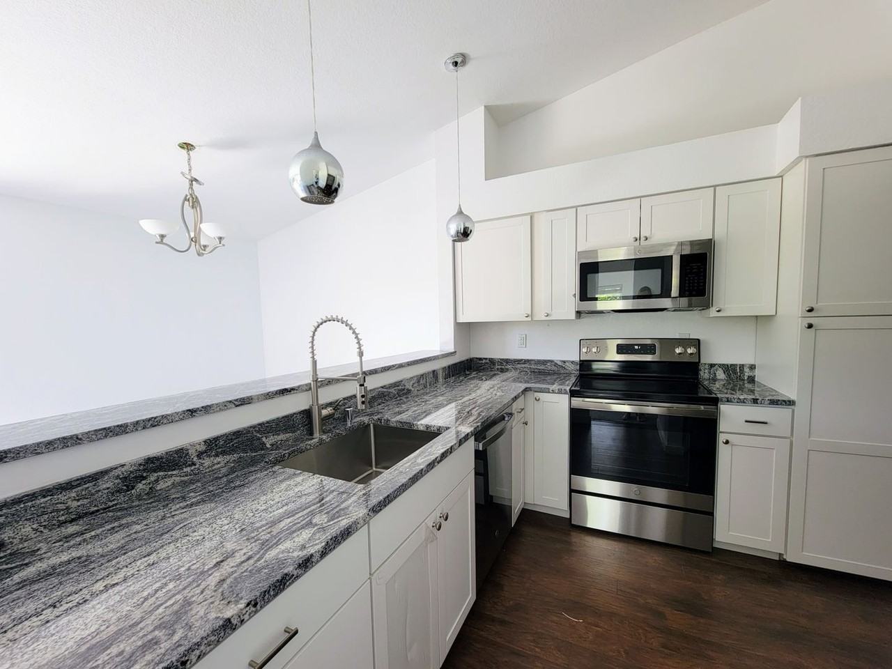 1780 W Sunn Fjord Ln #E301 - Photo 7 of 18