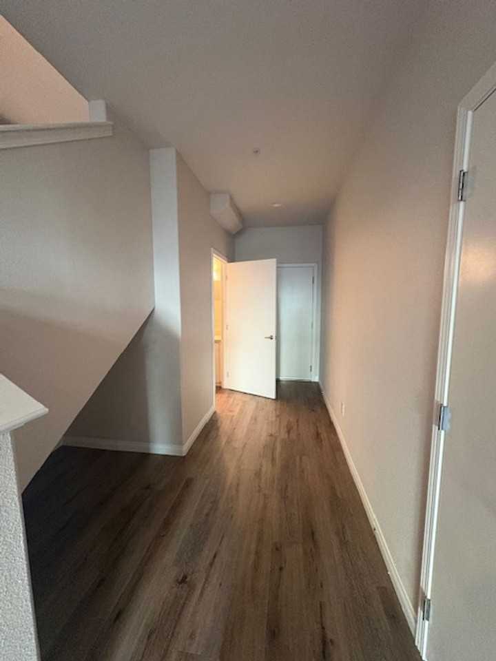 824 Lawrence Dr - Photo 6 of 20