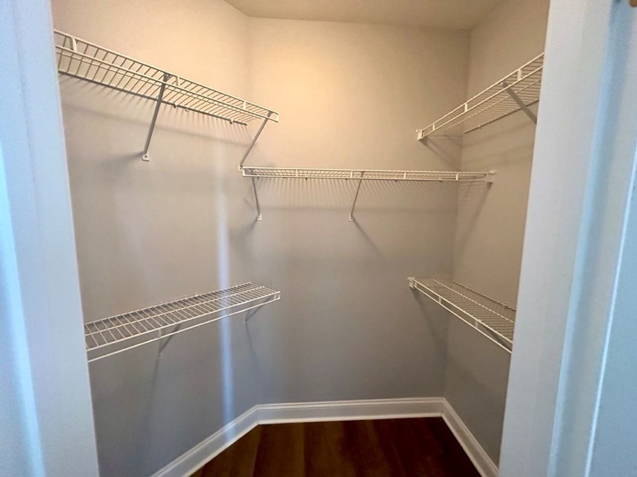 718 W Trade St #415 - Photo 7 of 21