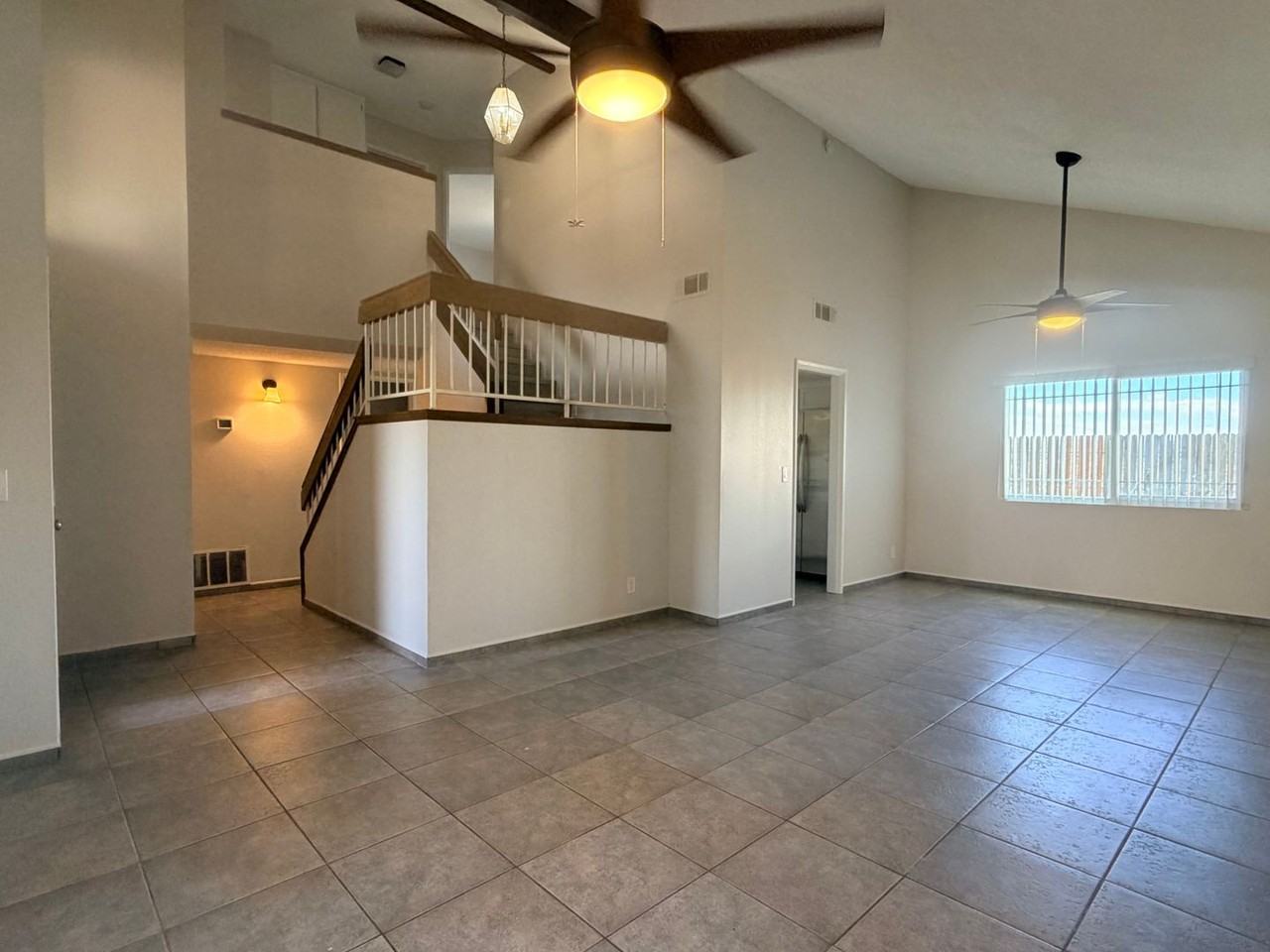 724 Silver Oak Dr - Photo 2 of 22