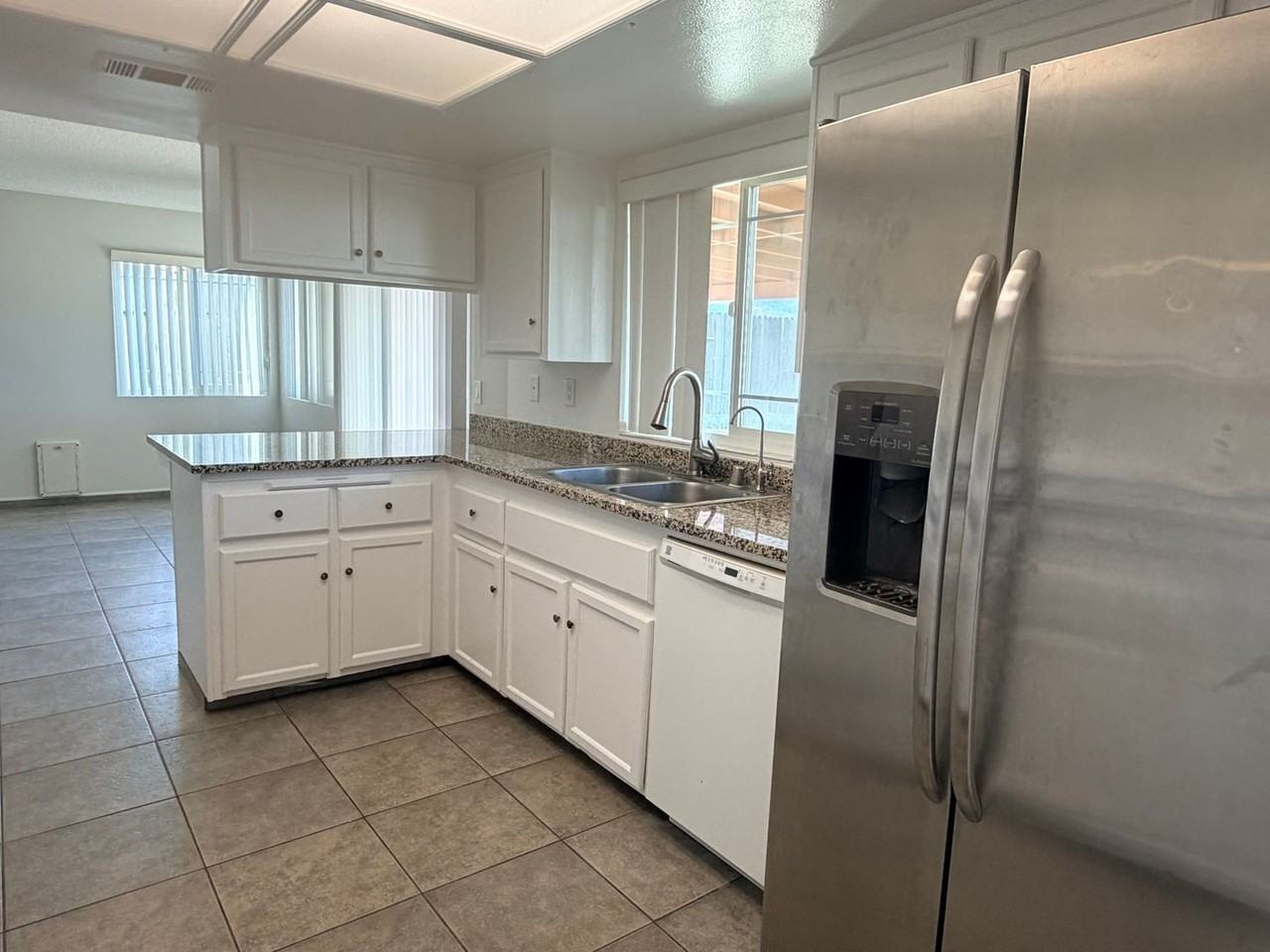 724 Silver Oak Dr - Photo 5 of 22