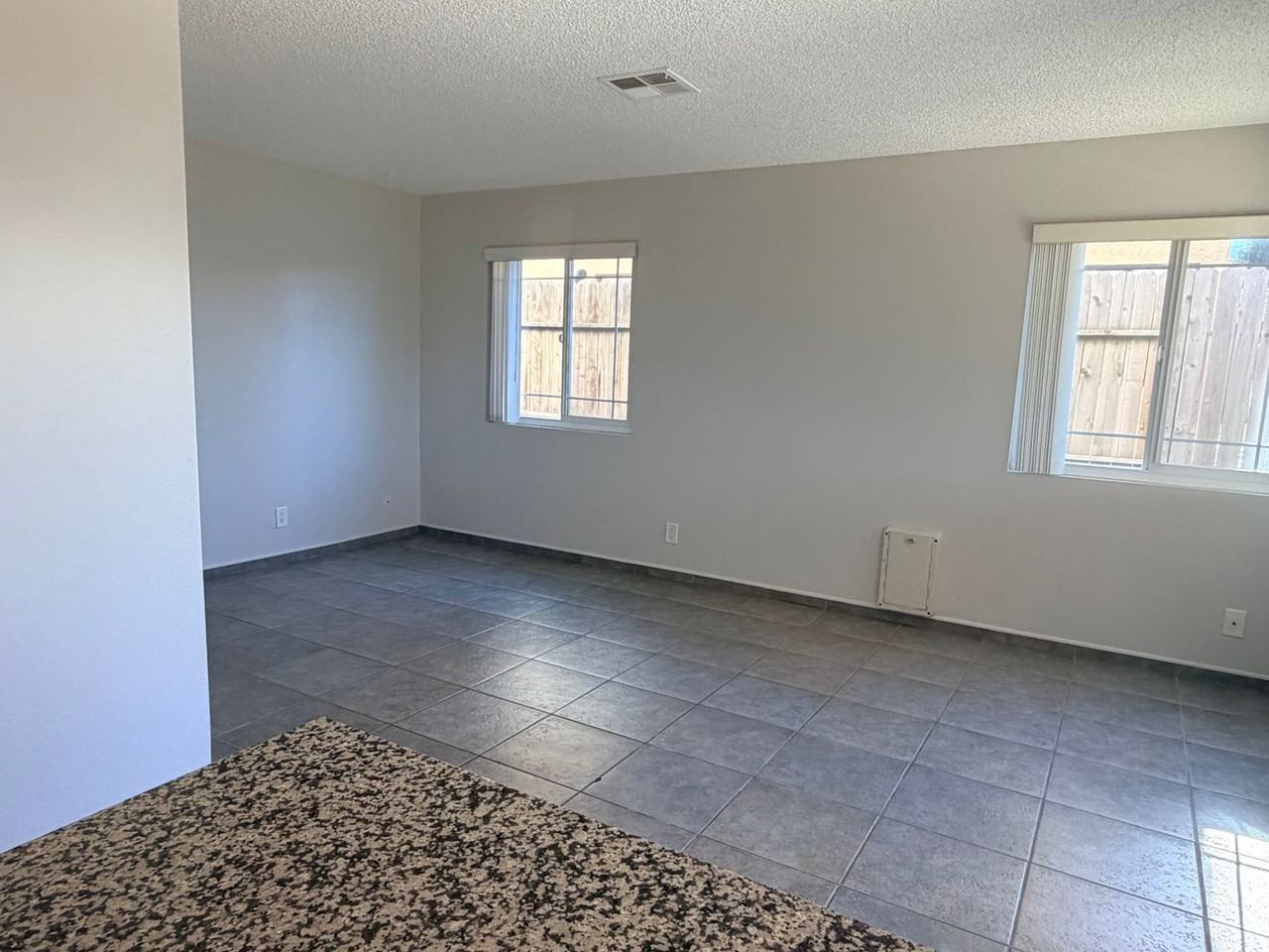 724 Silver Oak Dr - Photo 7 of 22