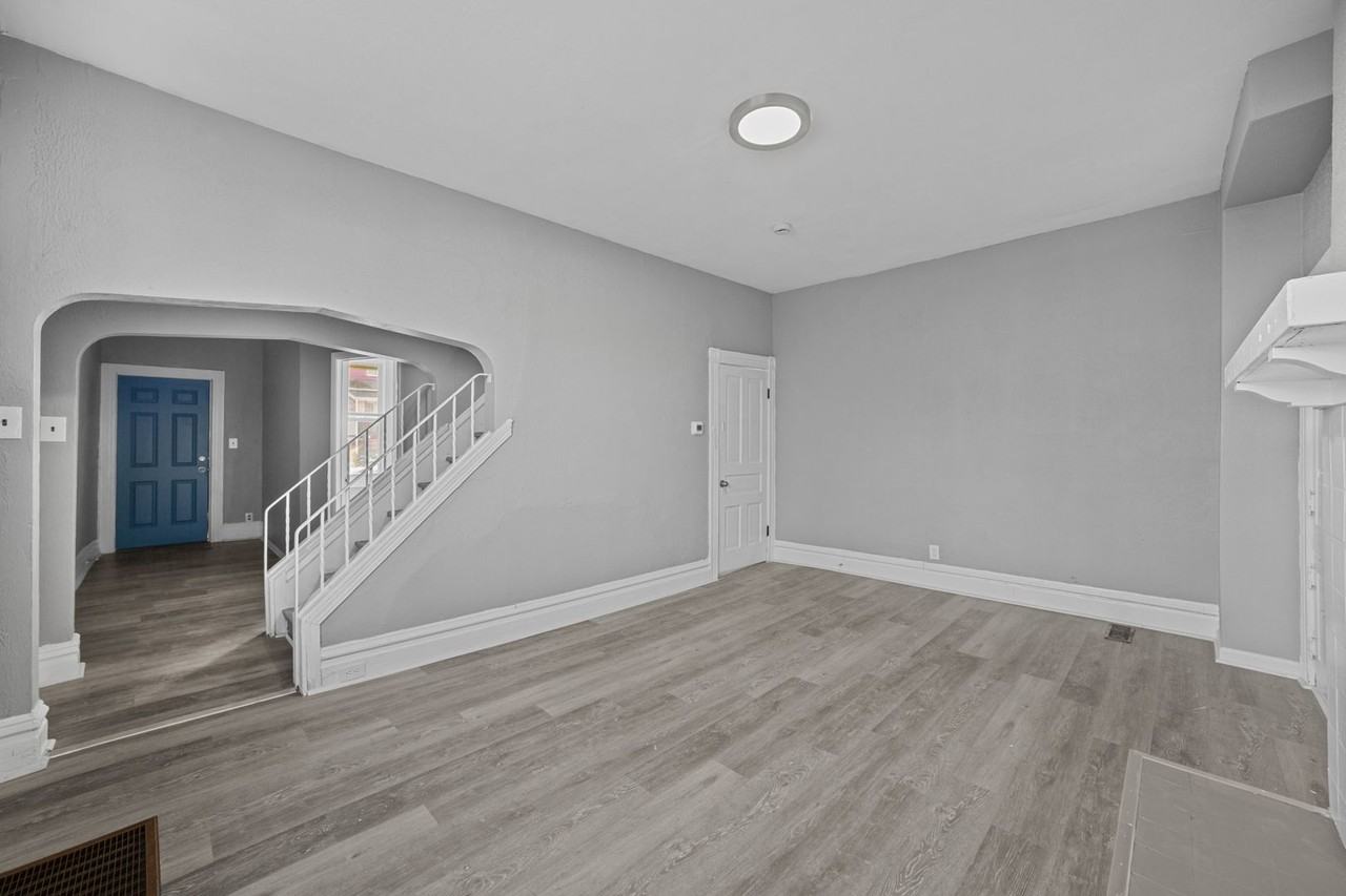 117 E 14th Ave - Photo 7 of 17