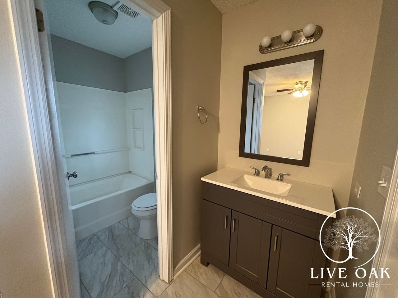 435 Elm St - Photo 6 of 8