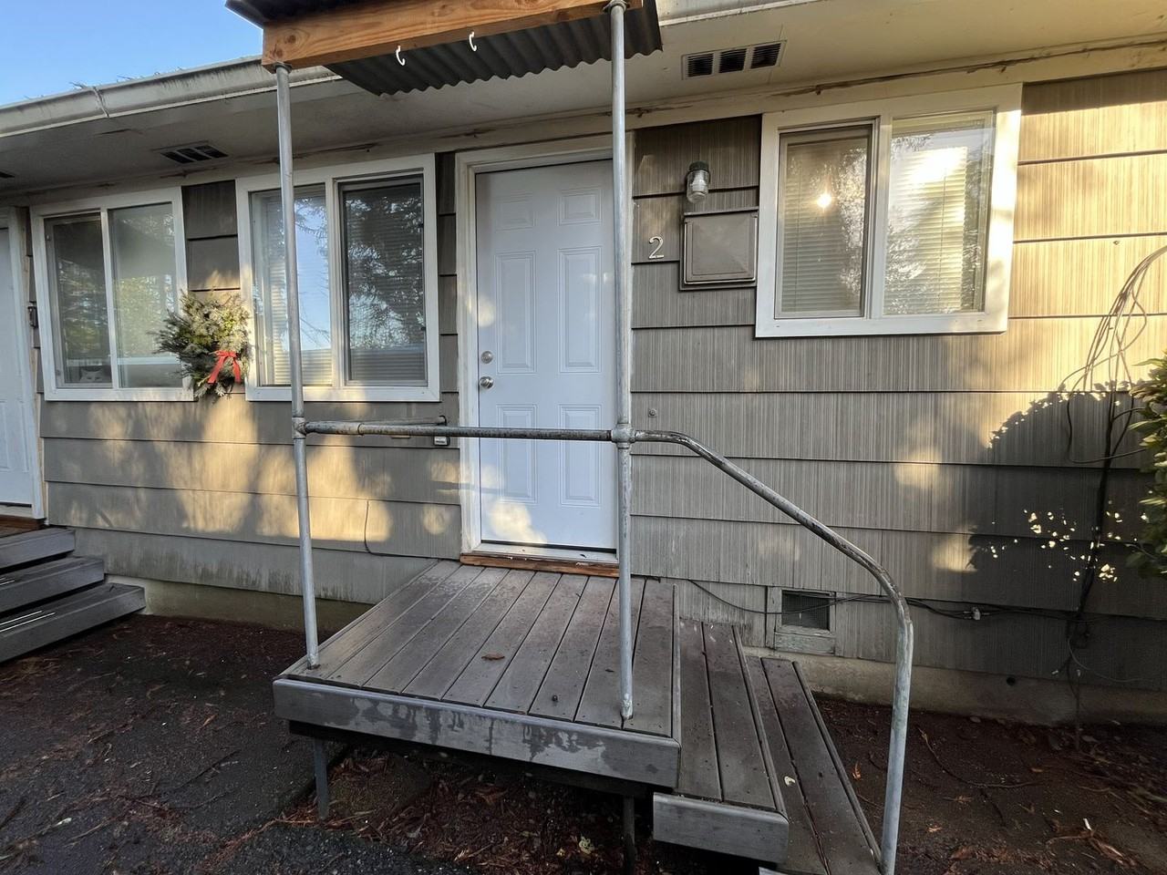 14095 Se Redwood Ave #2 - Photo 4 of 27