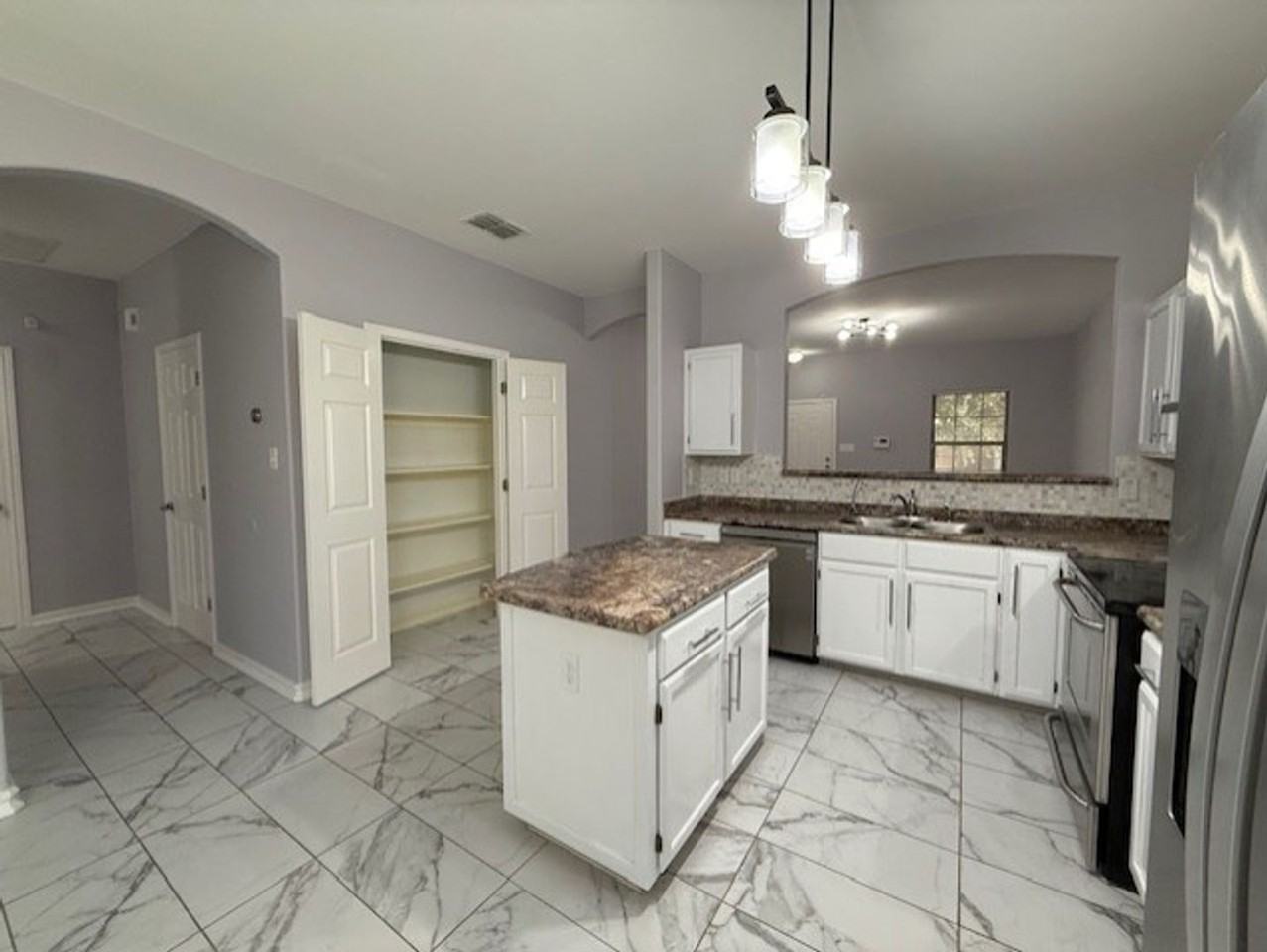 412 Pargo Dr - Photo 6 of 19