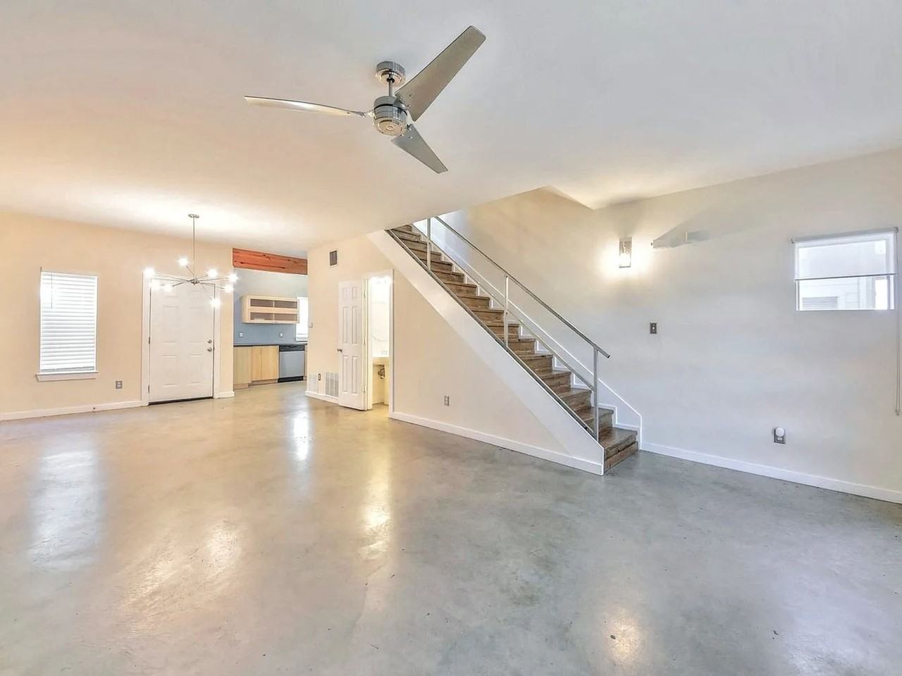 1418 Beaumont St - Photo 7 of 20