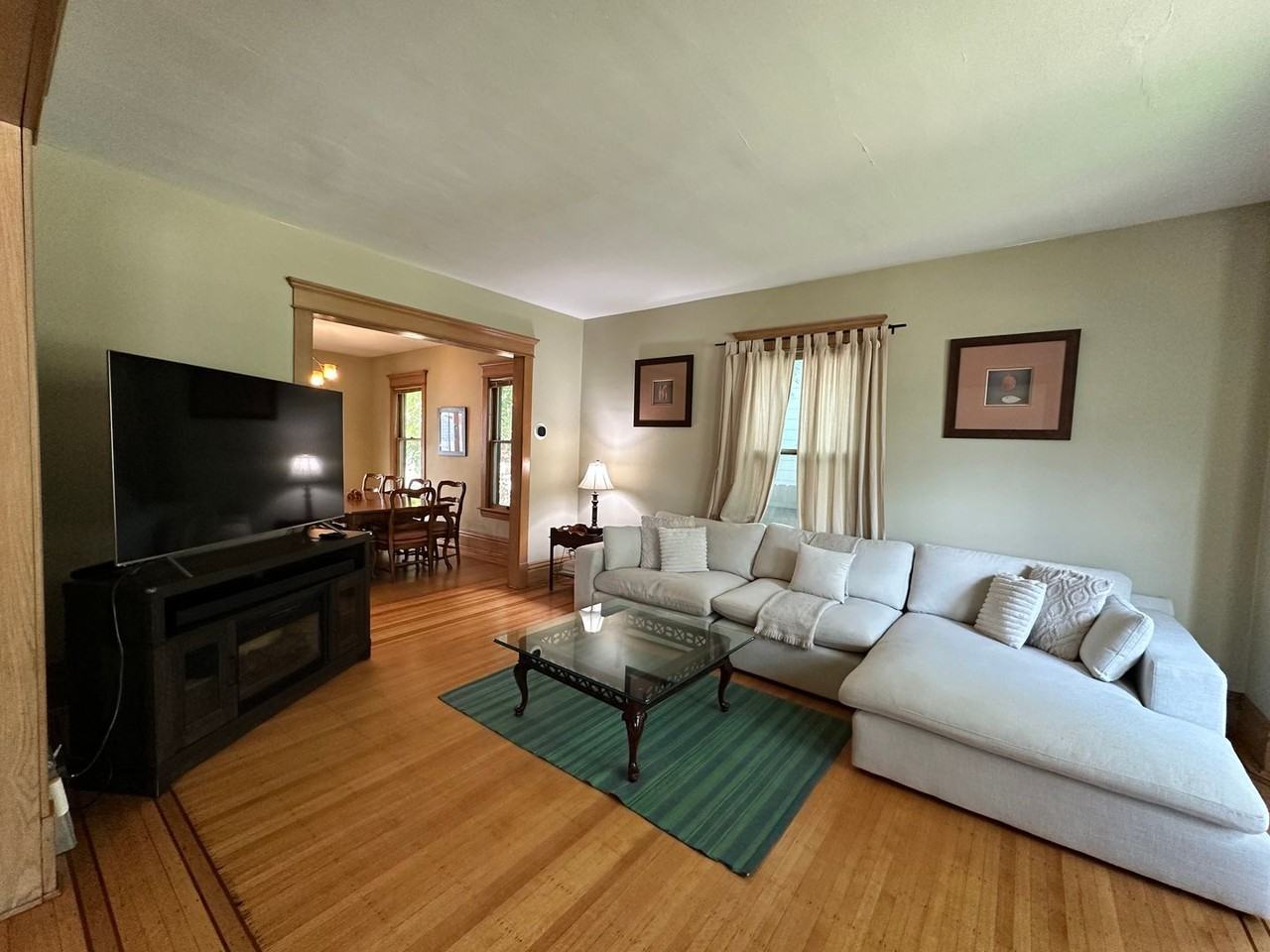 123 W 35th St - Photo 2 of 23