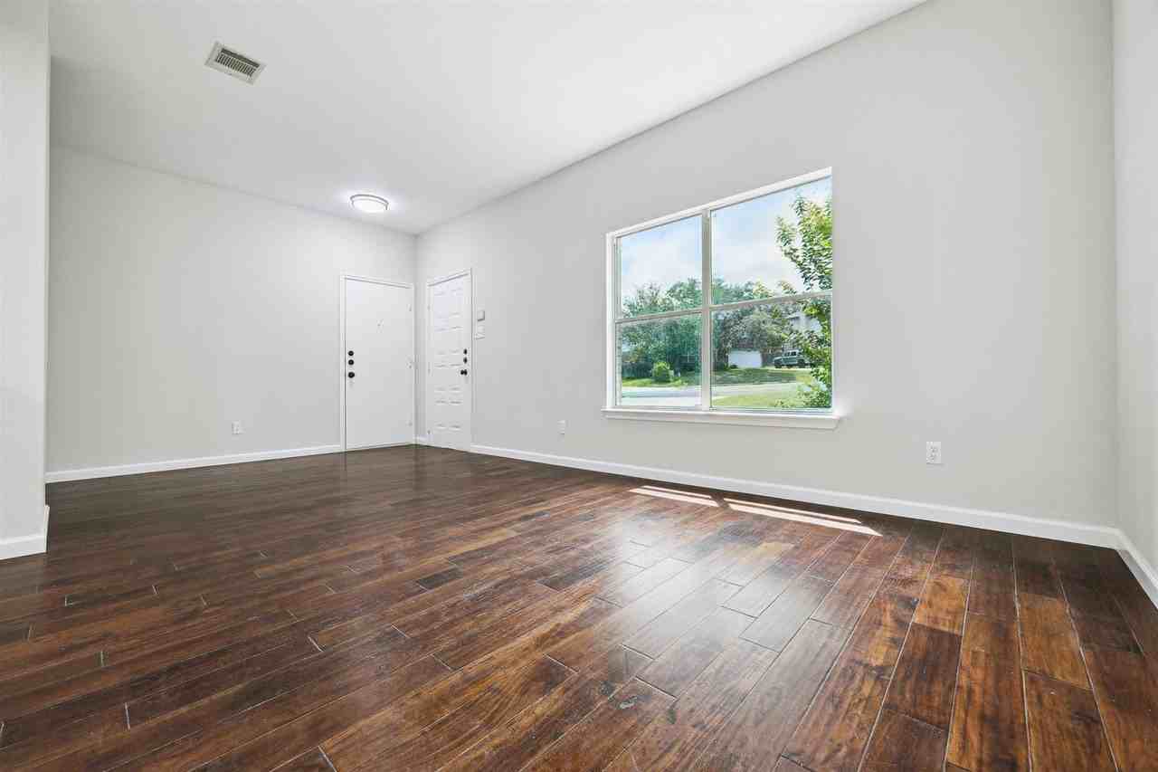 15405 Montoya Cv - Photo 2 of 19