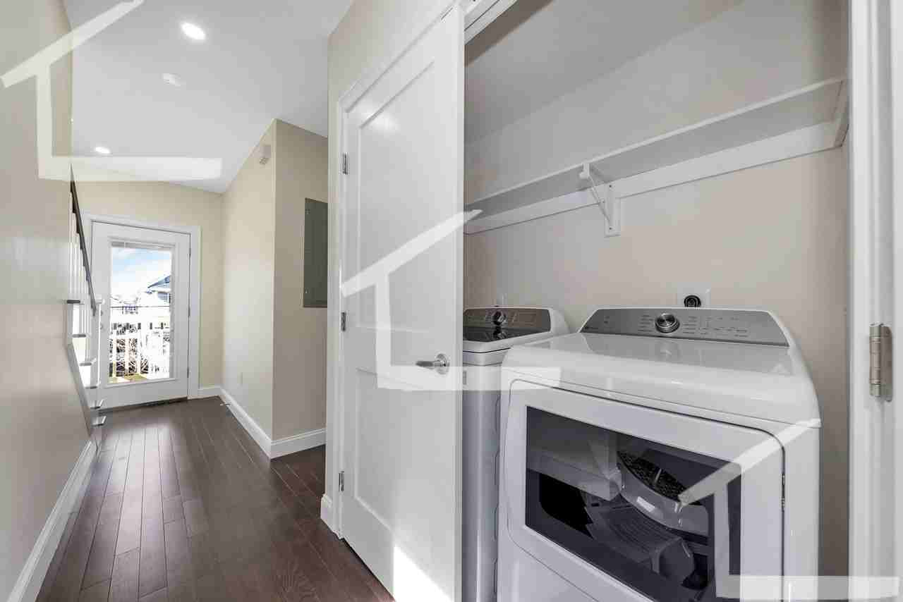 43 Wright Ave - Photo 5 of 40
