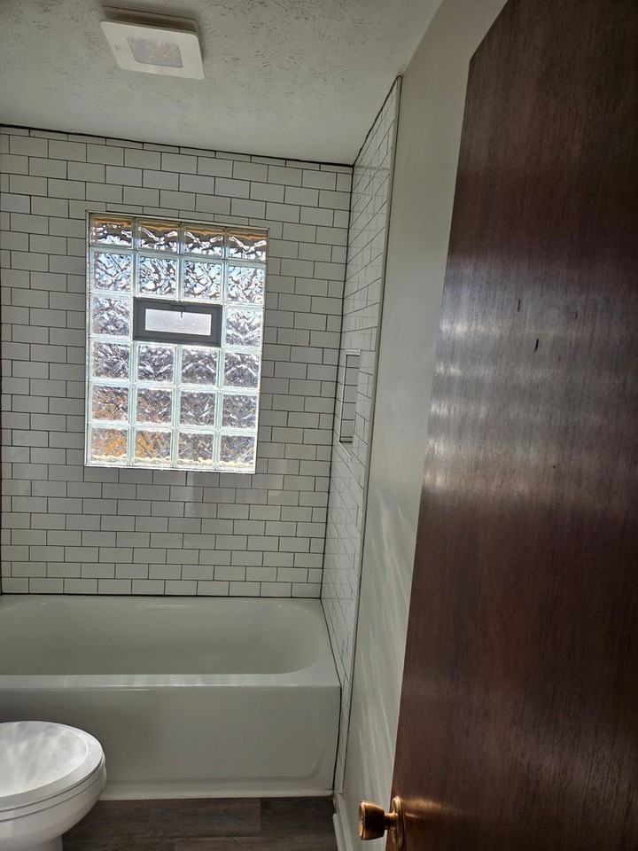 13615 Spring St - Photo 5 of 15