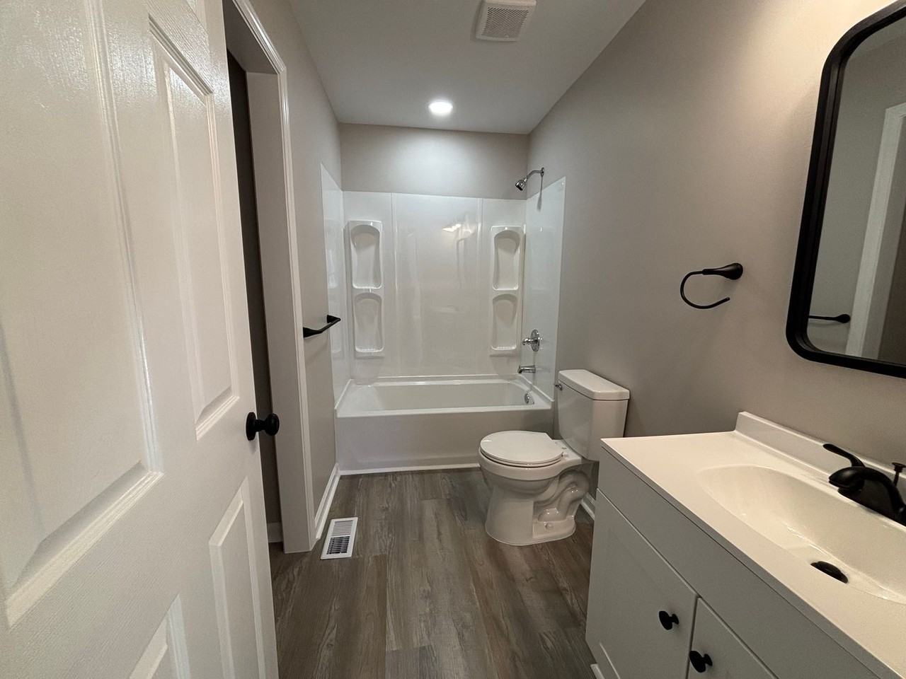 603 N Apple St - Photo 6 of 16